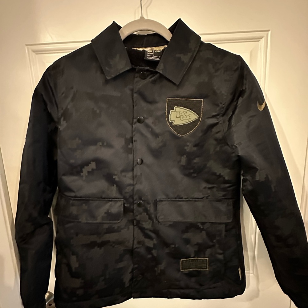 Nike, chiefs, black bomber jacket, size small